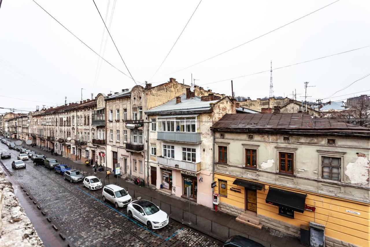 Апартаменти В Центрі Львова Lviv Buitenkant foto
